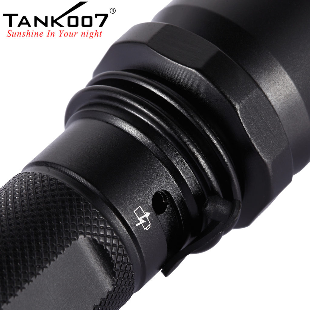 TANK007 TC19 Rechargeable Flashlight (6)